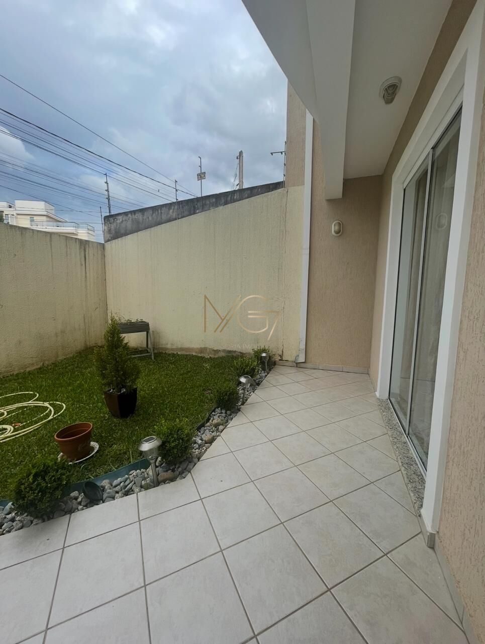 Sobrado à venda com 3 quartos, 202m² - Foto 3