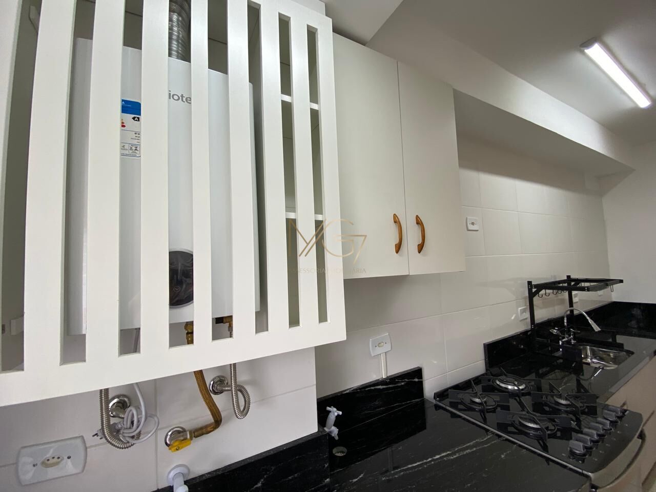 Apartamento à venda com 2 quartos, 75m² - Foto 17