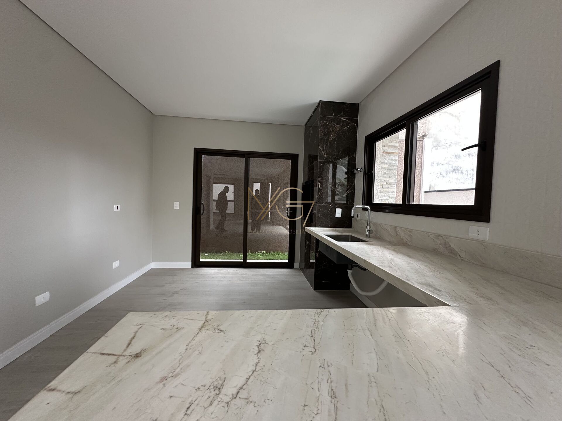 Sobrado à venda com 3 quartos, 302m² - Foto 9