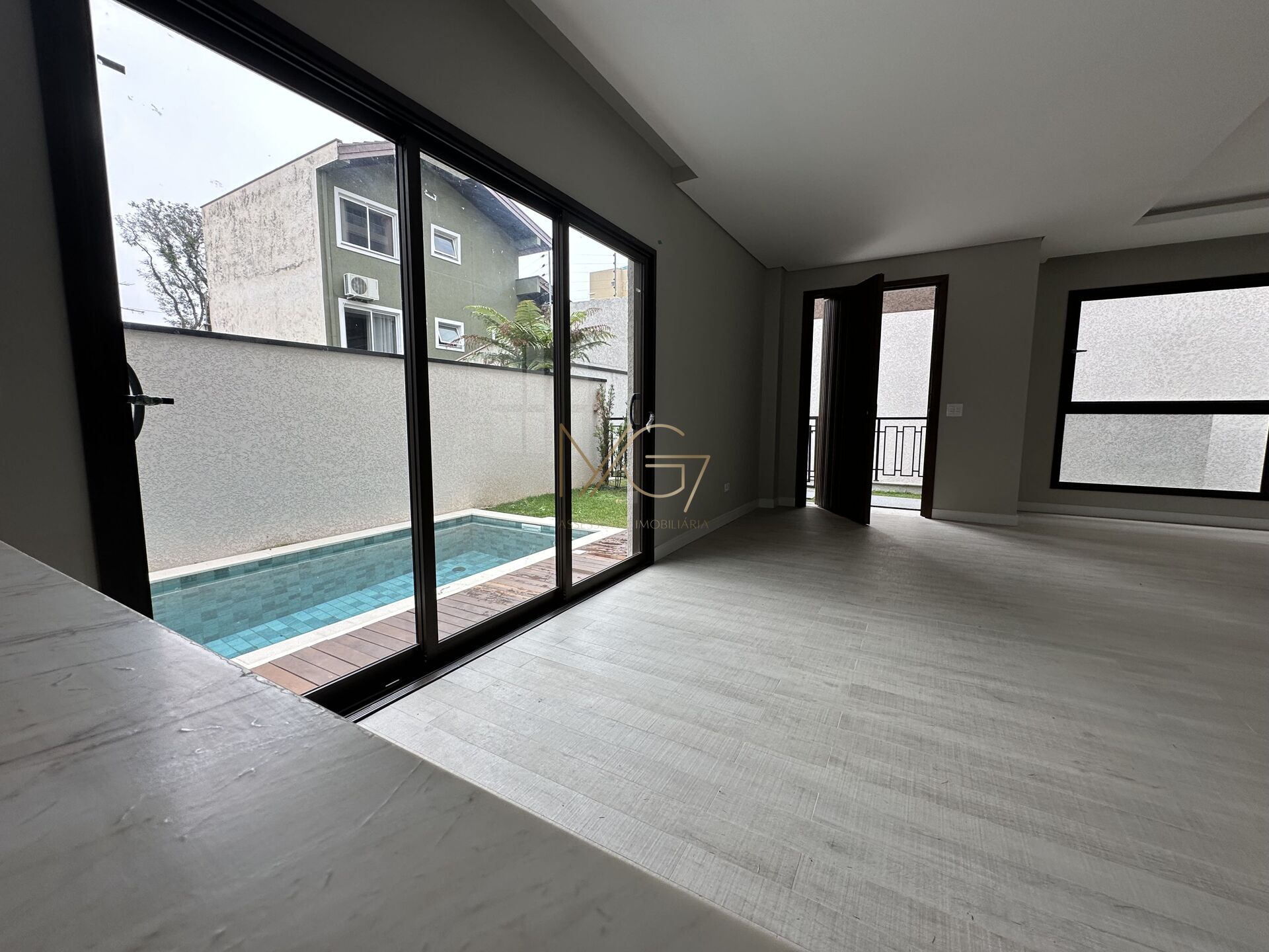 Sobrado à venda com 3 quartos, 302m² - Foto 10