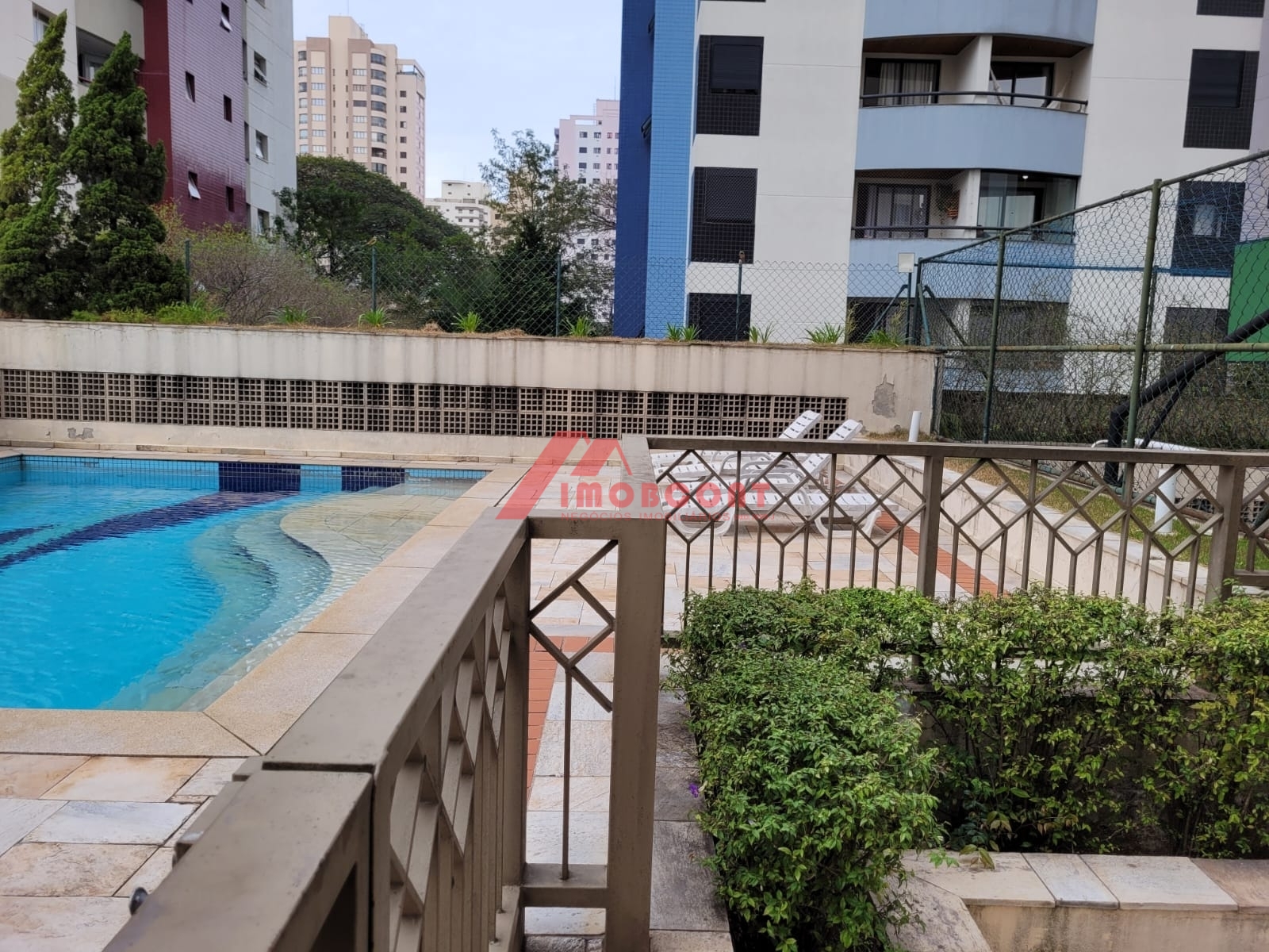 Apartamento à venda com 3 quartos, 90m² - Foto 18