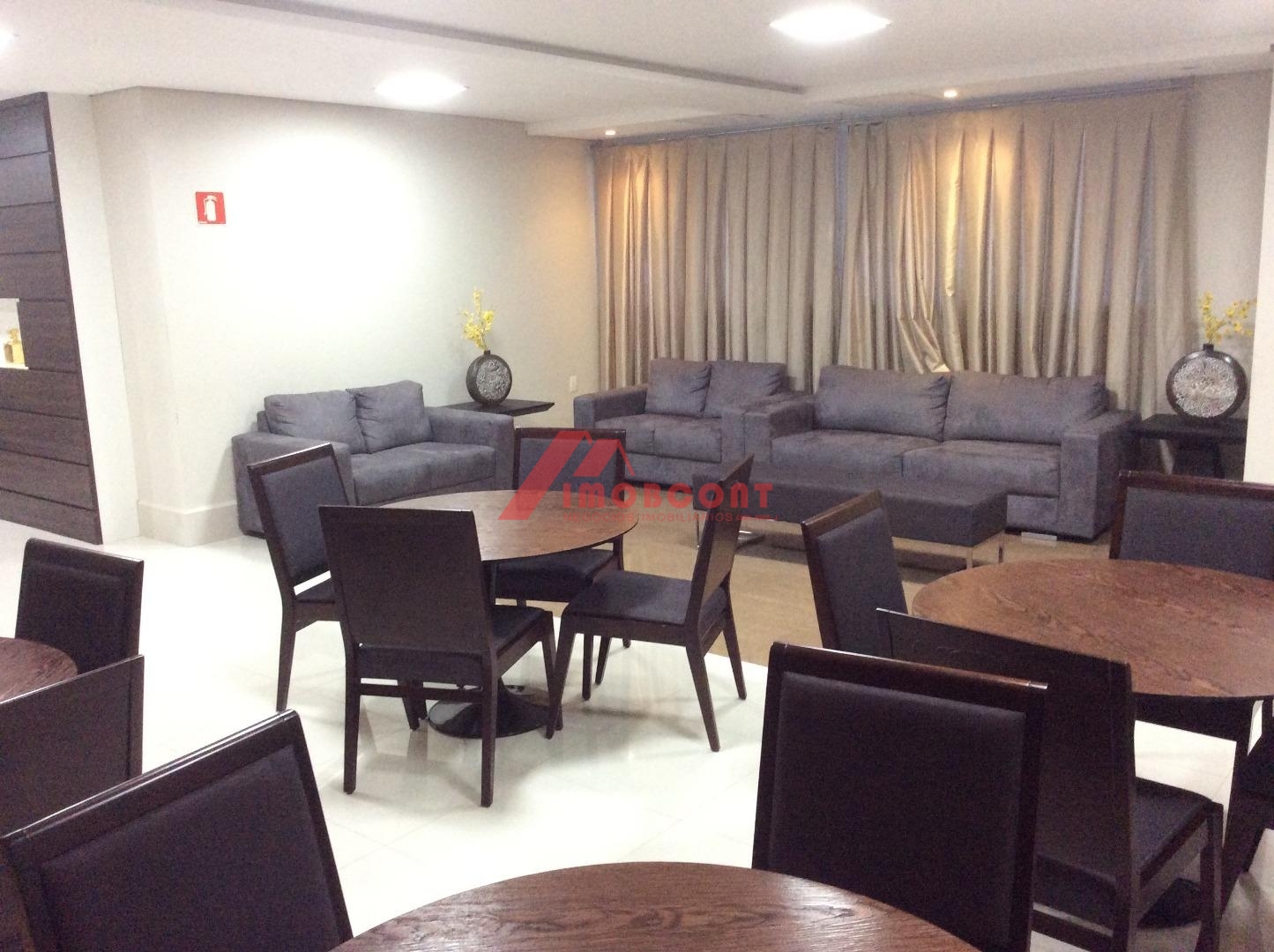 Apartamento à venda com 2 quartos, 62m² - Foto 18