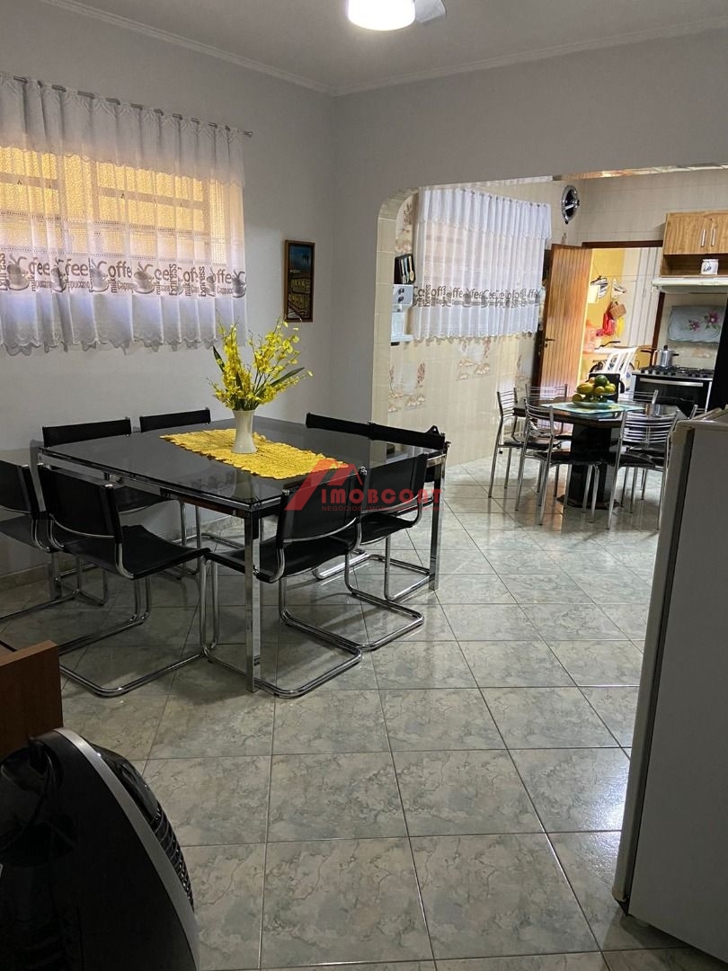 Sobrado à venda com 3 quartos, 150m² - Foto 8