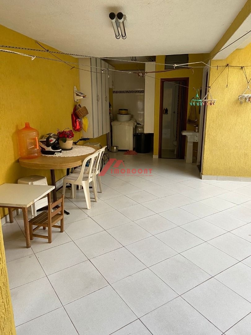 Sobrado à venda com 3 quartos, 150m² - Foto 11