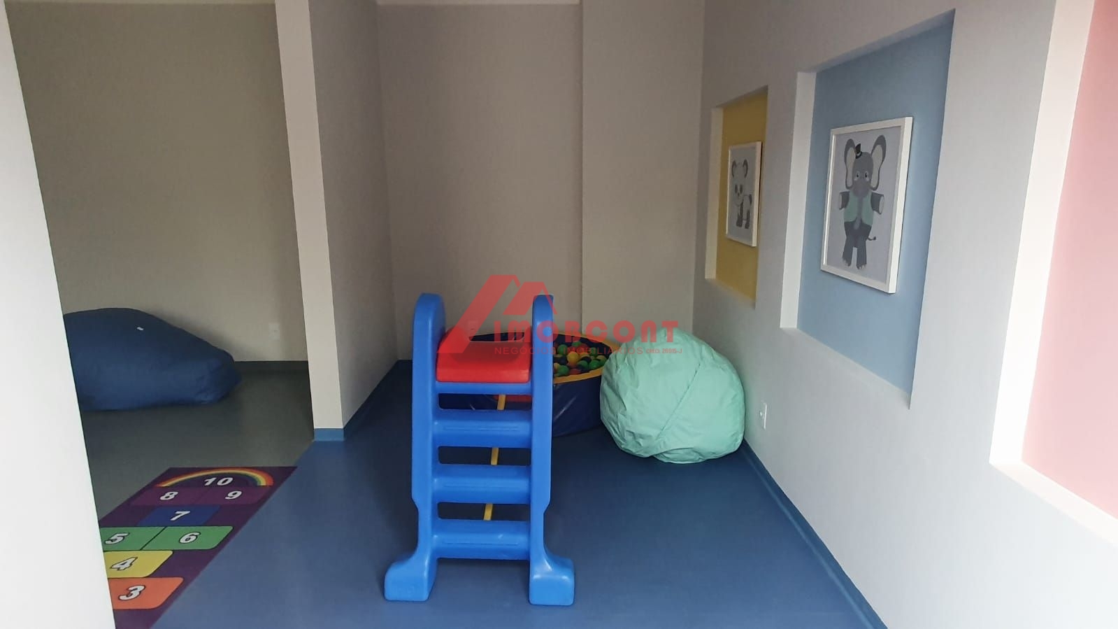 Apartamento à venda com 2 quartos, 32m² - Foto 18