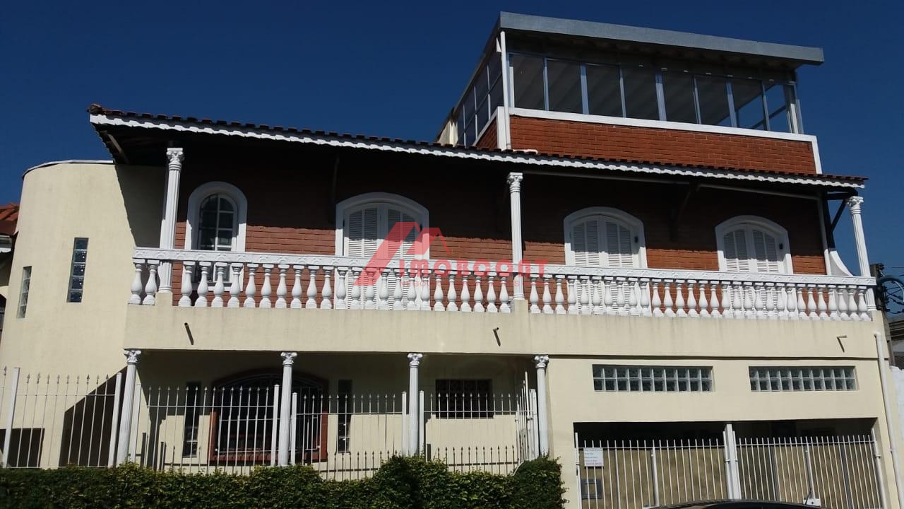 Sobrado à venda com 4 quartos, 275m² - Foto 1