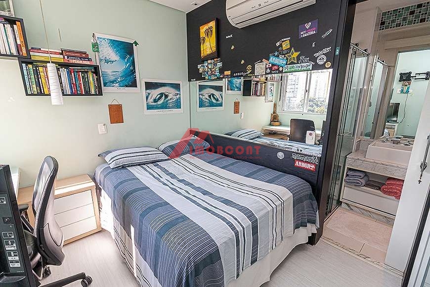 Apartamento à venda com 3 quartos, 184m² - Foto 10