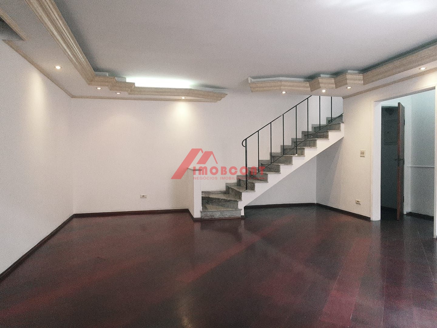 Sobrado à venda com 3 quartos, 180m² - Foto 6