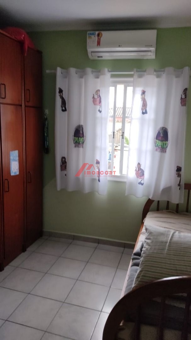 Casa à venda com 5 quartos, 210m² - Foto 55