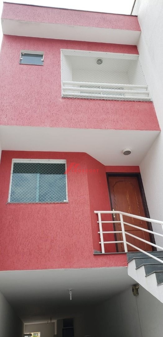 Sobrado à venda com 3 quartos, 247m² - Foto 1