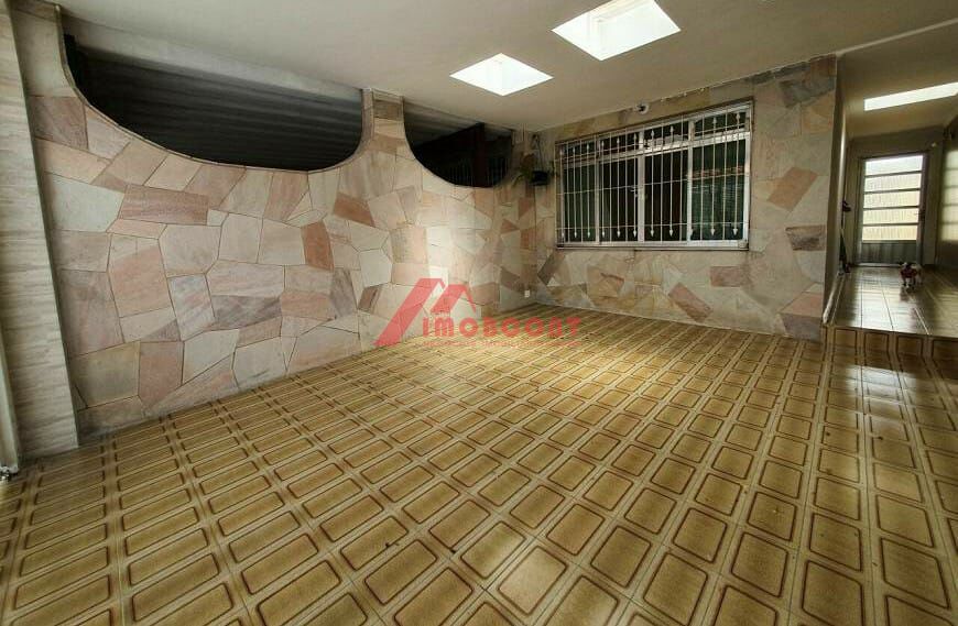 Sobrado à venda com 3 quartos, 150m² - Foto 2