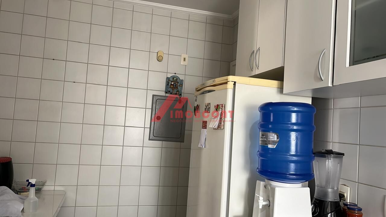 Apartamento à venda com 3 quartos, 90m² - Foto 5