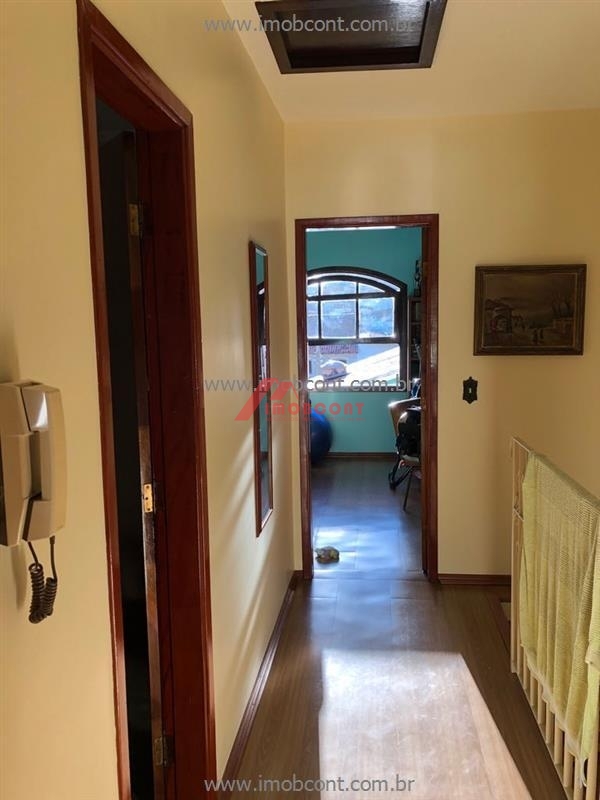 Sobrado à venda com 3 quartos, 150m² - Foto 2