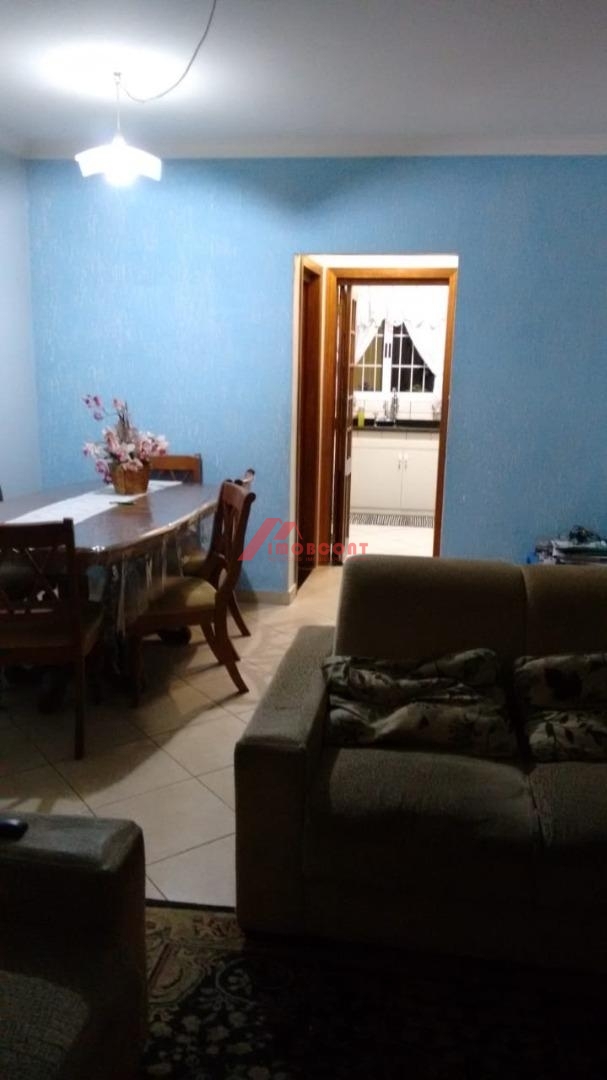 Sobrado à venda com 3 quartos, 114m² - Foto 1