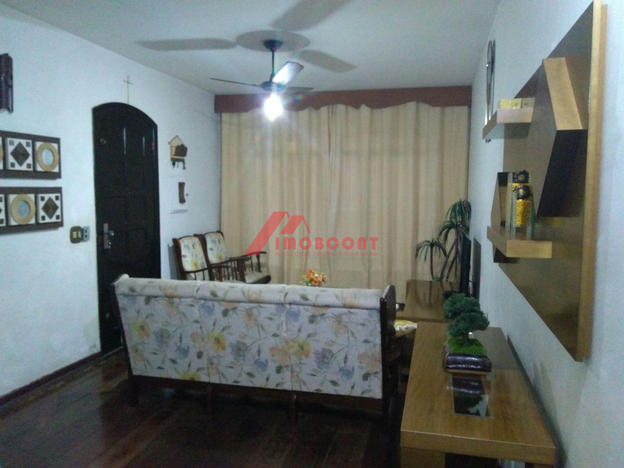 Sobrado à venda com 3 quartos, 150m² - Foto 1