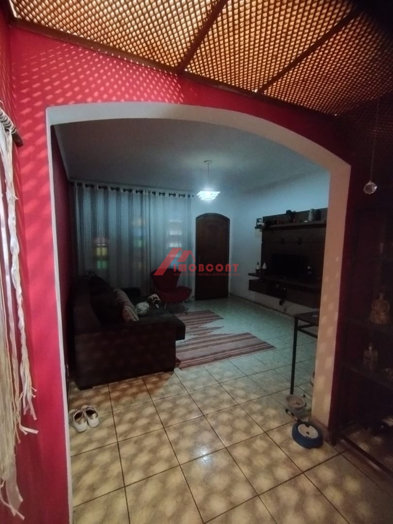 Sobrado à venda com 2 quartos, 114m² - Foto 4