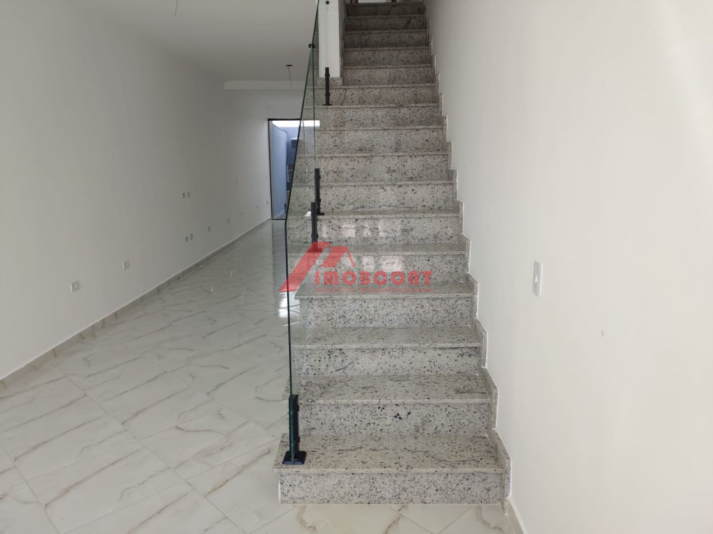 Sobrado à venda com 3 quartos, 125m² - Foto 2