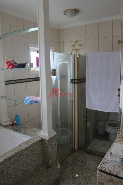 Sobrado à venda com 3 quartos, 200m² - Foto 16