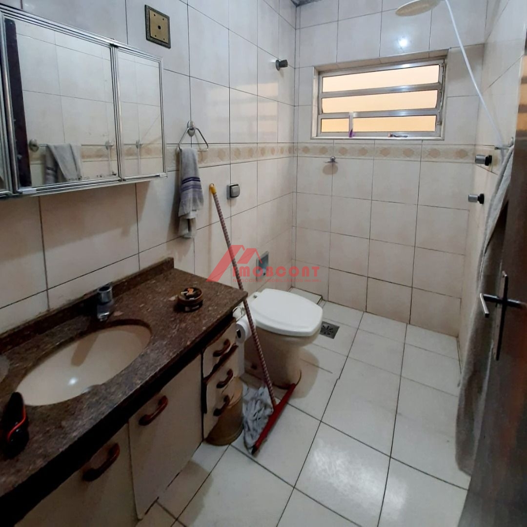 Casa à venda com 2 quartos, 180m² - Foto 10