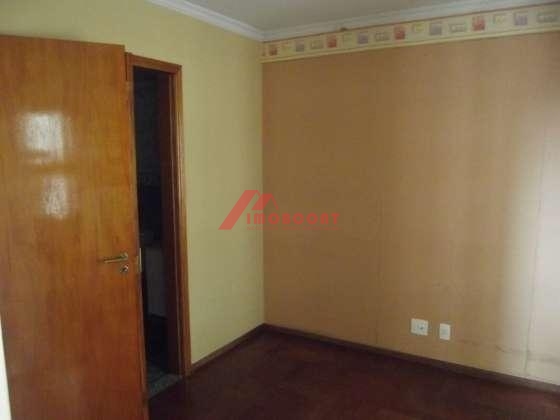 Apartamento à venda com 3 quartos, 90m² - Foto 8