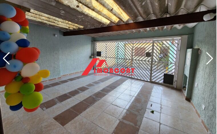 Casa, 3 quartos, 168 m² - Foto 2