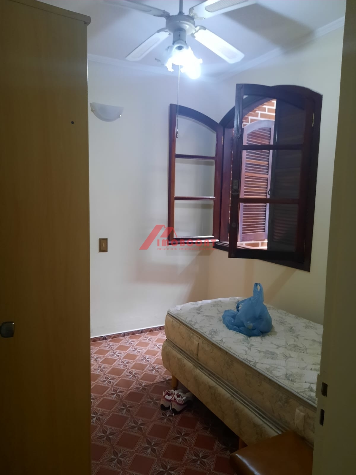 Sobrado à venda com 3 quartos, 180m² - Foto 4