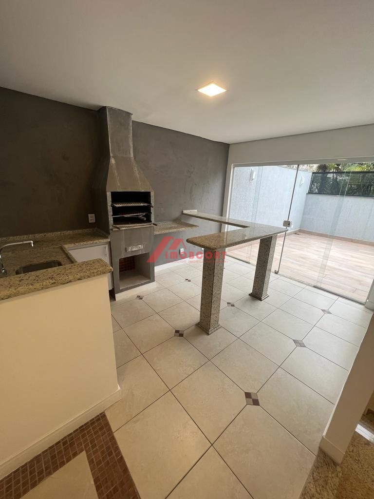 Sobrado à venda com 3 quartos, 196m² - Foto 2