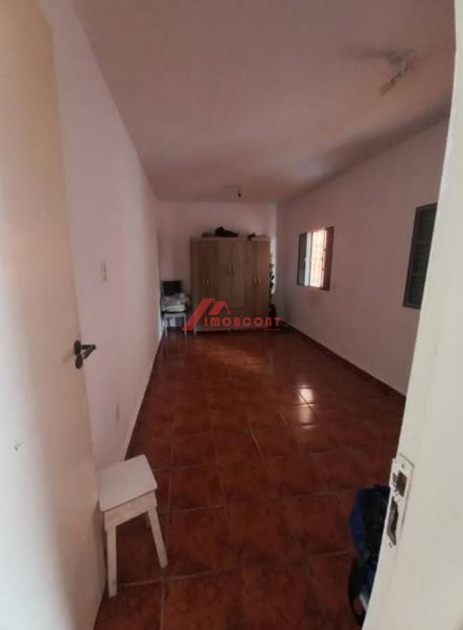 Casa à venda com 2 quartos, 100m² - Foto 12