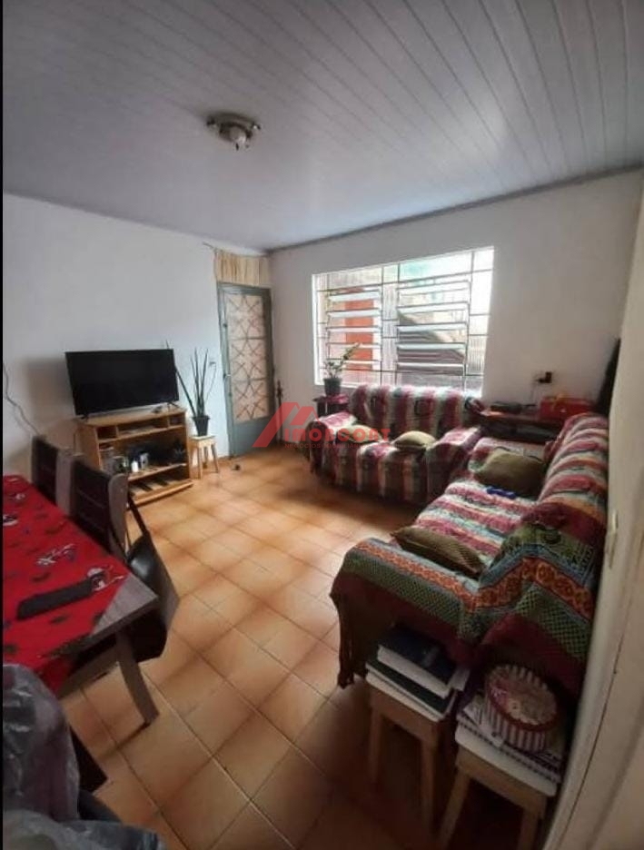 Casa à venda com 2 quartos, 100m² - Foto 2