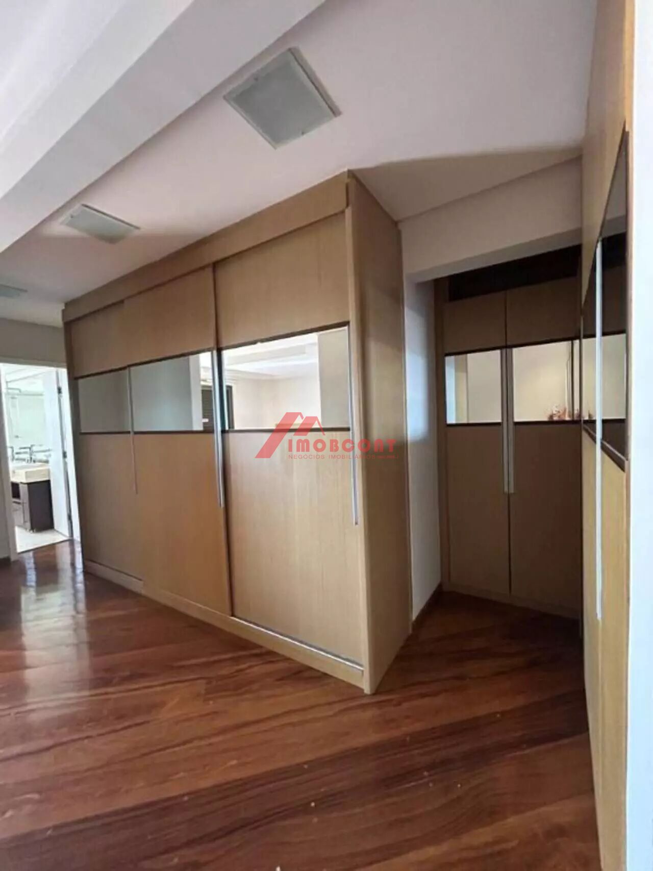 Apartamento para alugar com 4 quartos, 214m² - Foto 20