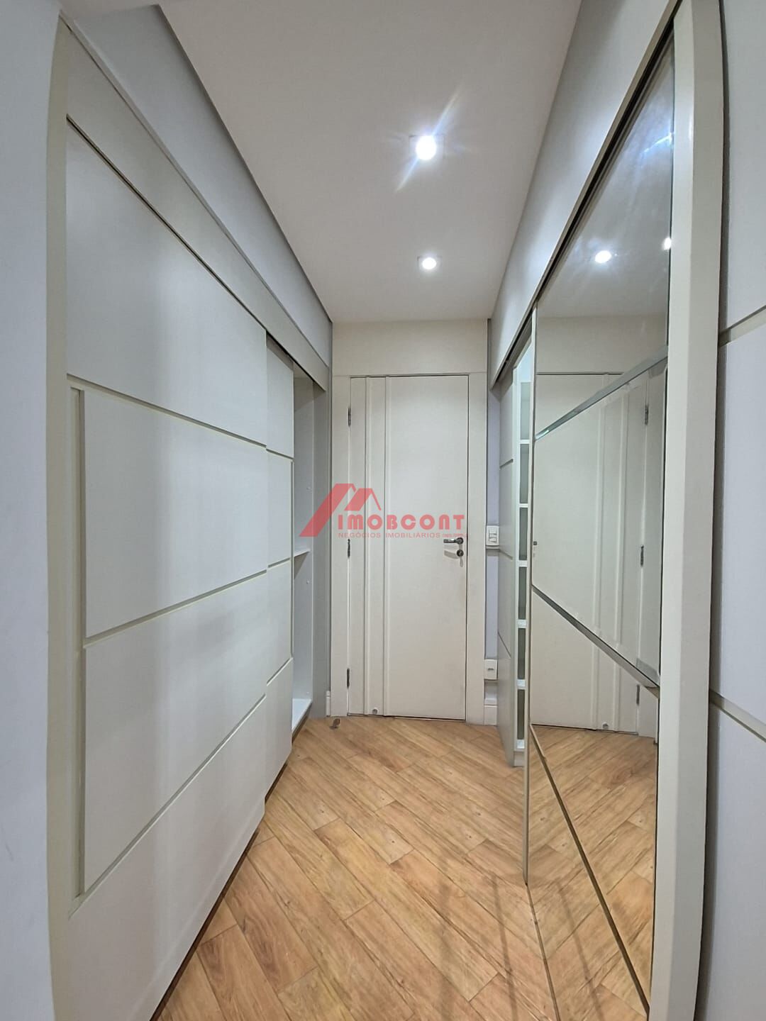 Apartamento à venda com 4 quartos, 235m² - Foto 36