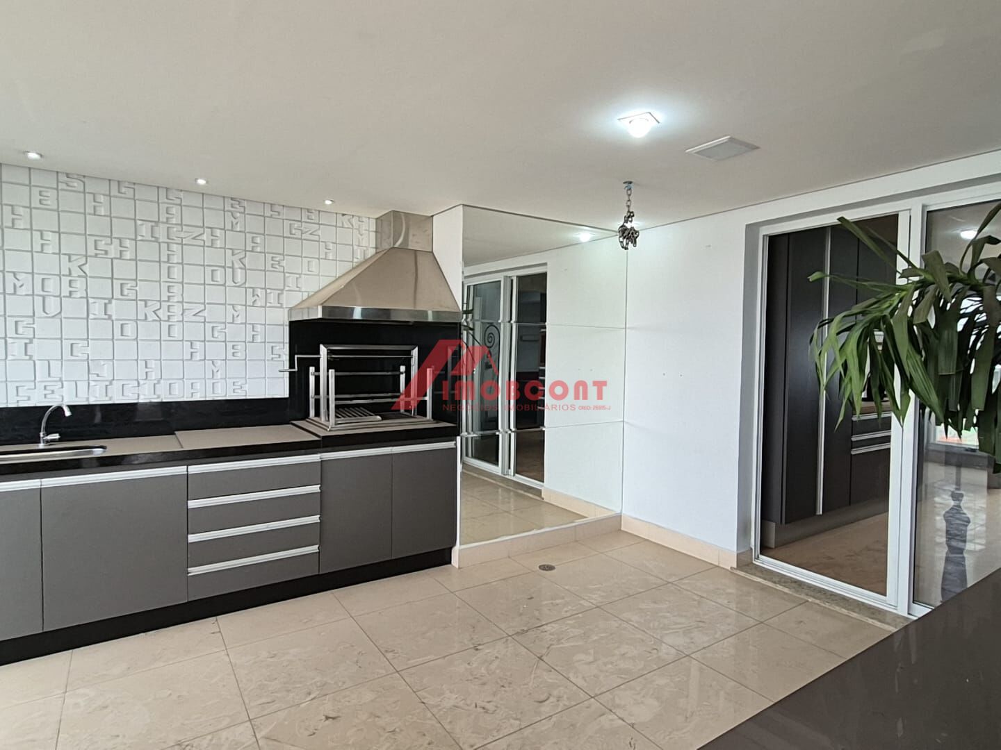 Apartamento à venda com 4 quartos, 235m² - Foto 9