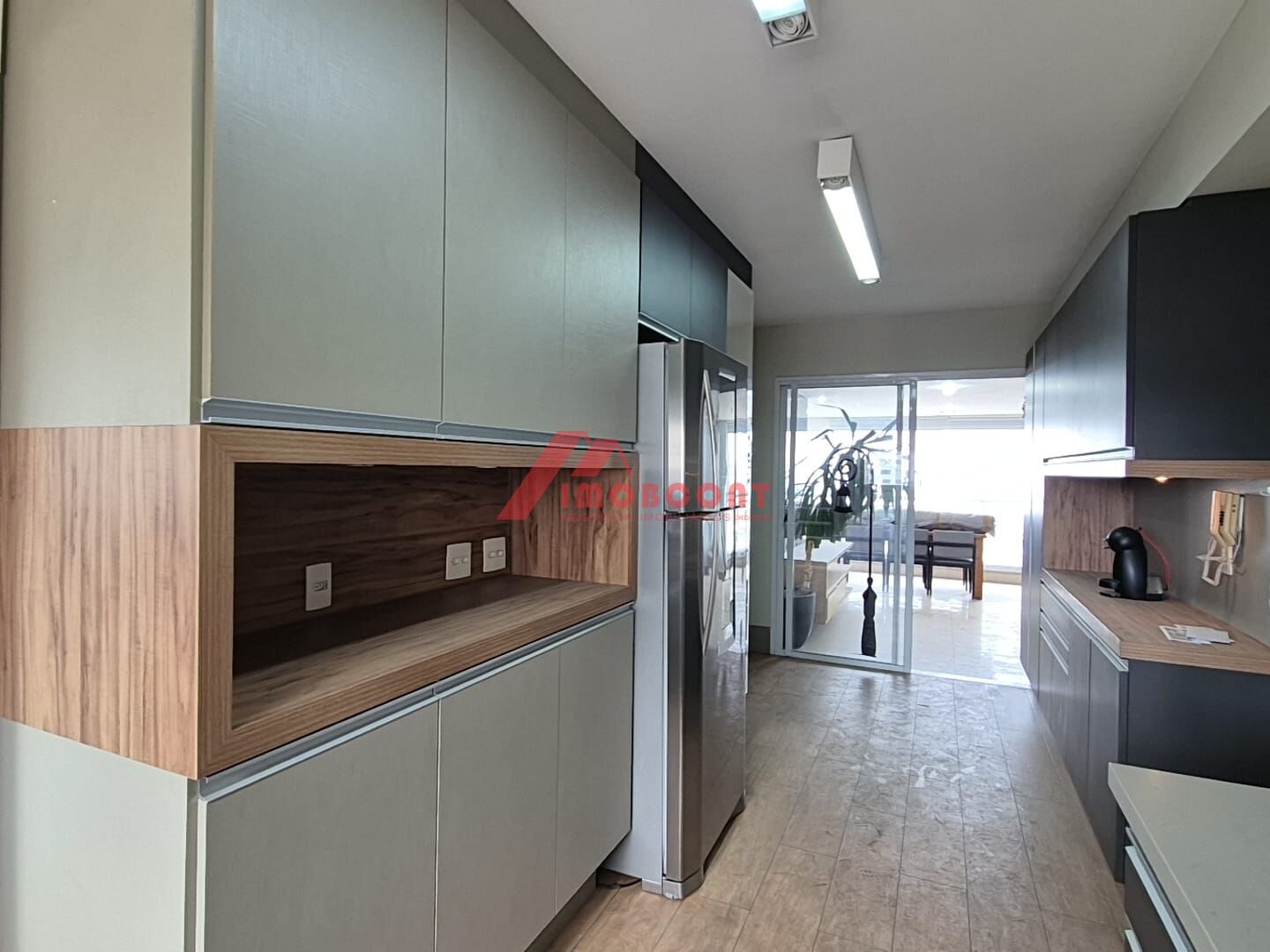 Apartamento à venda com 4 quartos, 235m² - Foto 17