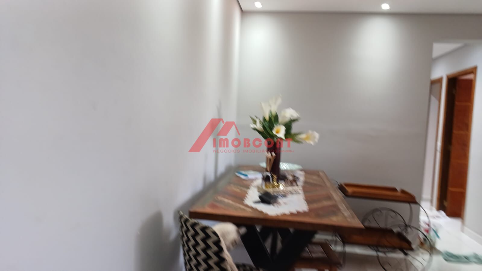 Apartamento à venda com 2 quartos, 60m² - Foto 5