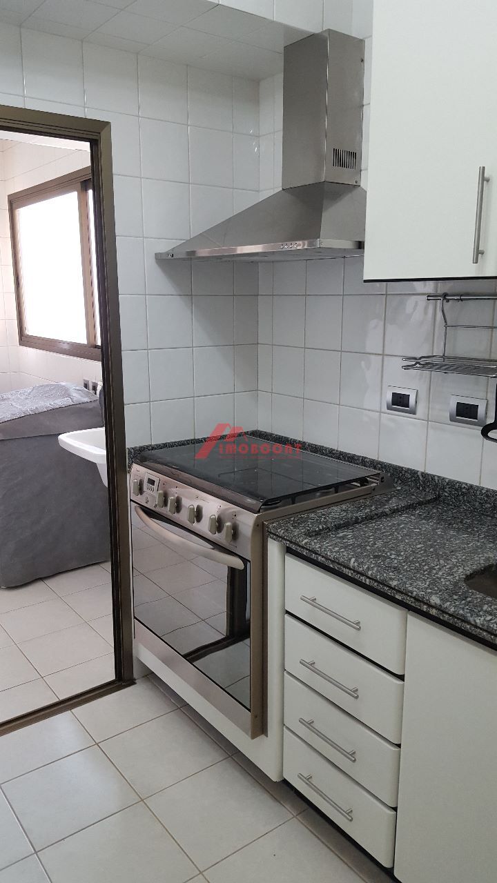 Apartamento para alugar com 3 quartos, 100m² - Foto 8