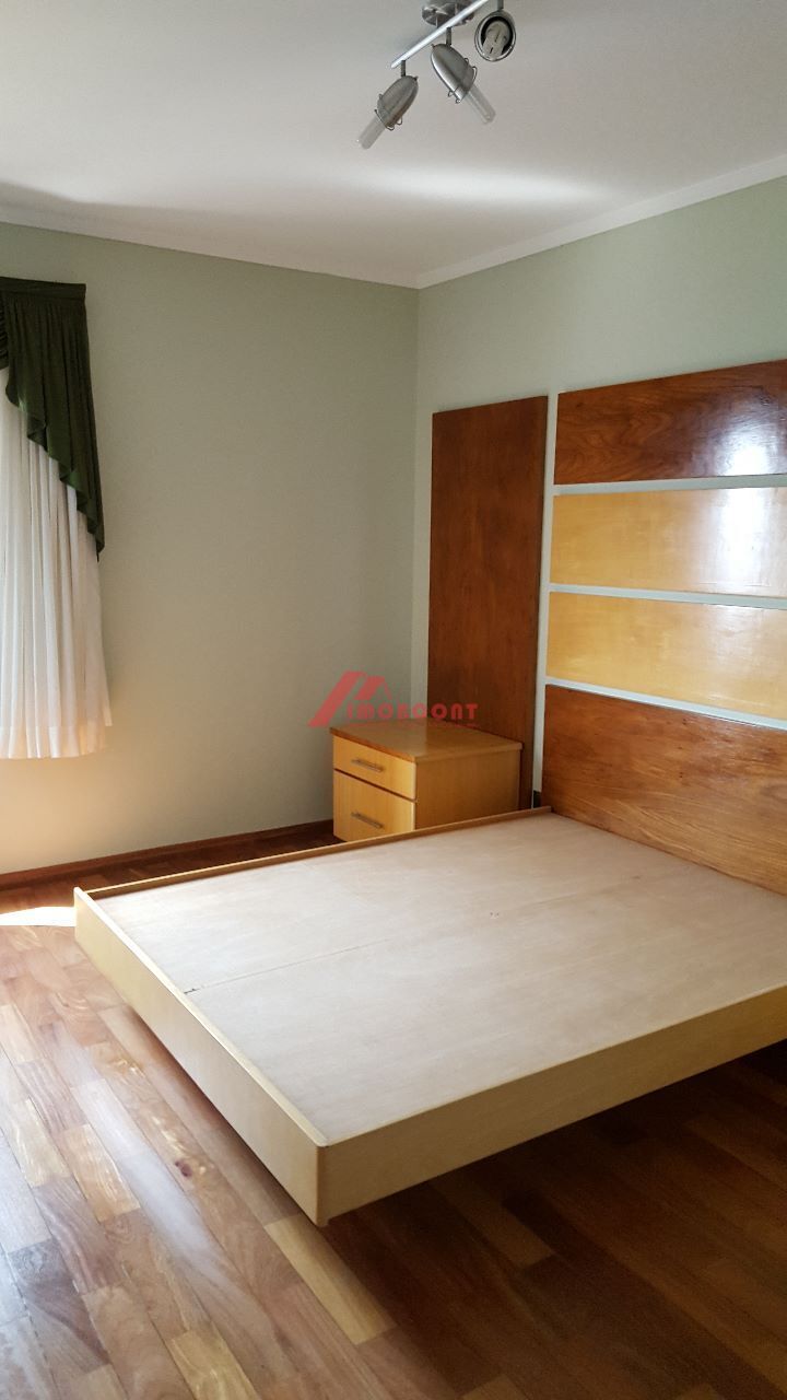 Apartamento para alugar com 3 quartos, 100m² - Foto 13