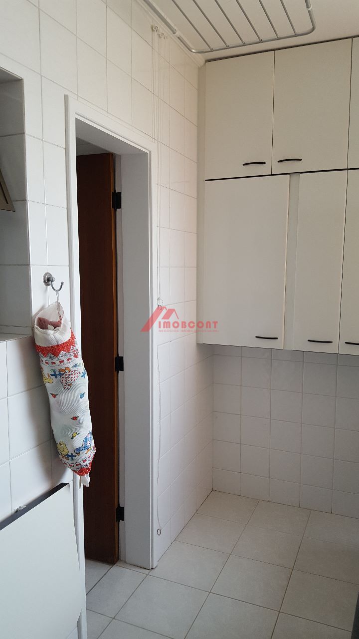 Apartamento para alugar com 3 quartos, 100m² - Foto 30