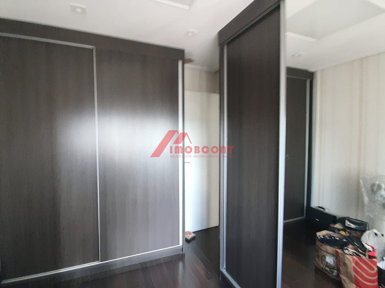 Apartamento à venda com 4 quartos, 217m² - Foto 31