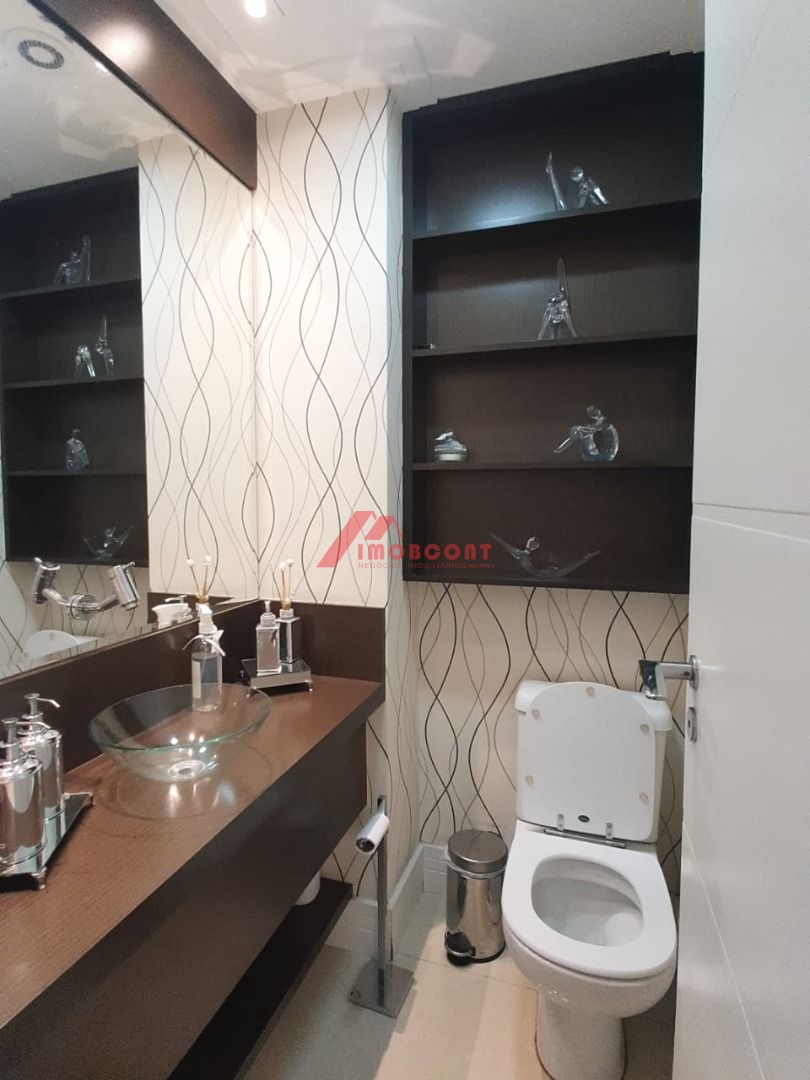 Apartamento à venda com 4 quartos, 217m² - Foto 13