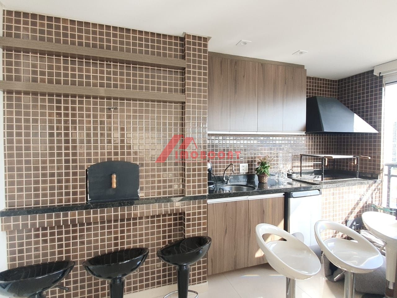 Apartamento à venda com 4 quartos, 217m² - Foto 17