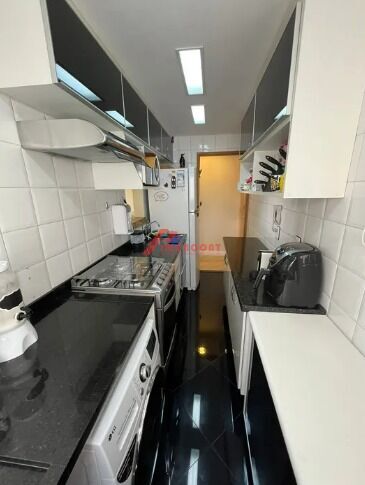 Apartamento à venda com 2 quartos, 48m² - Foto 11