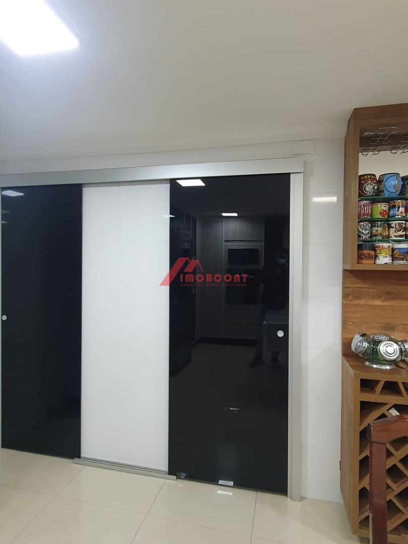 Sobrado à venda com 4 quartos, 320m² - Foto 13