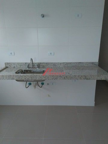 Apartamento à venda com 2 quartos, 53m² - Foto 7