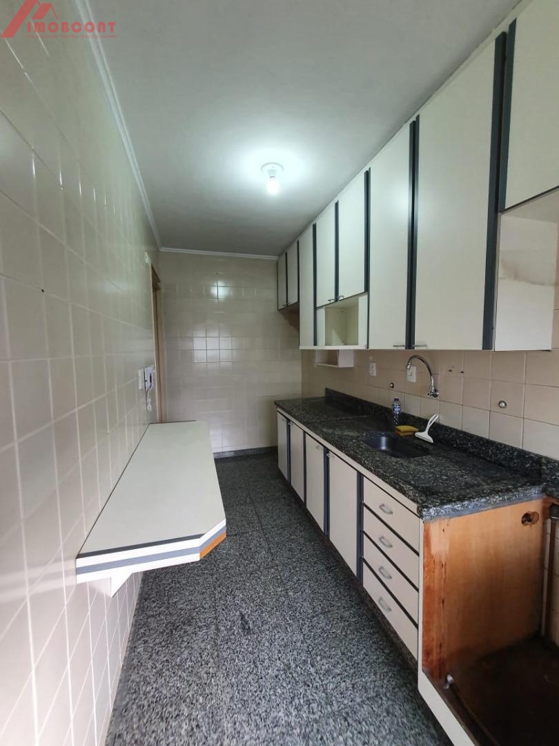 Apartamento à venda com 2 quartos, 60m² - Foto 14