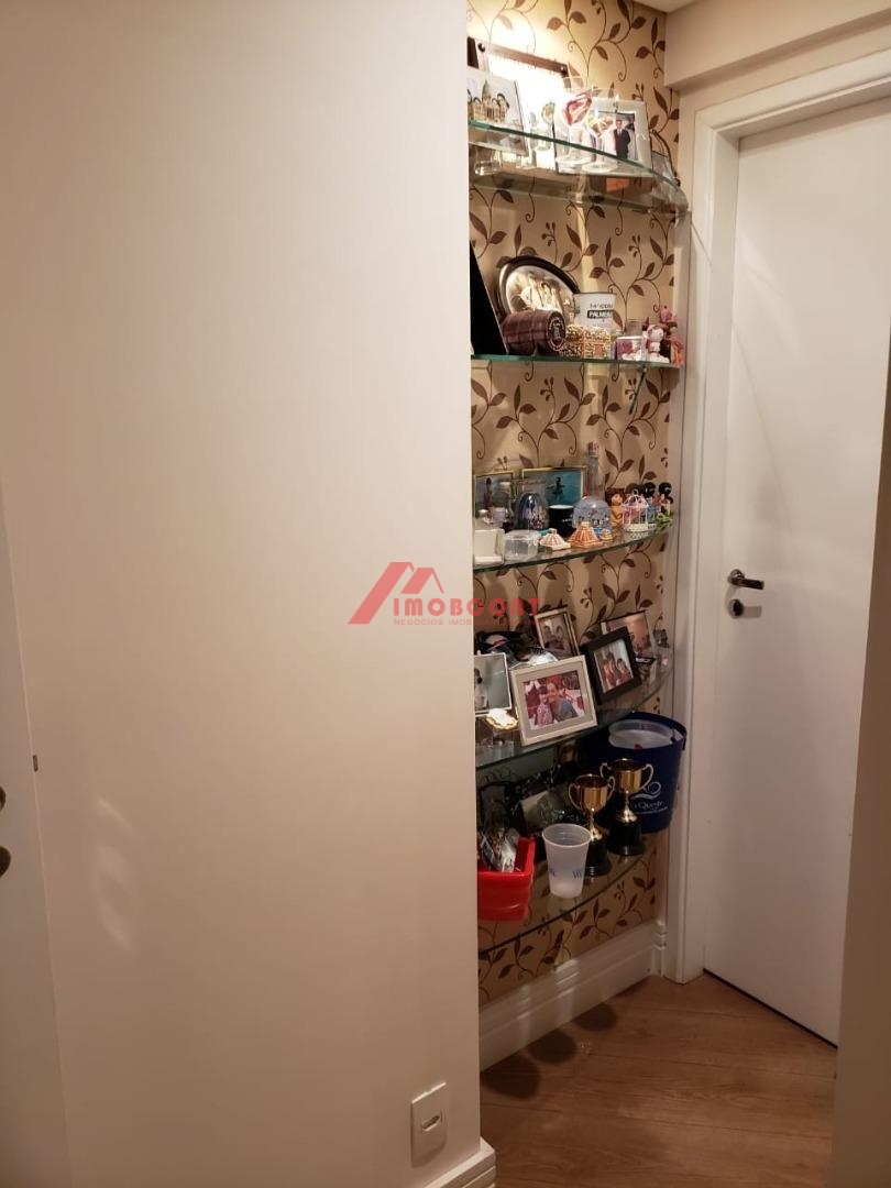 Apartamento à venda com 3 quartos, 133m² - Foto 19