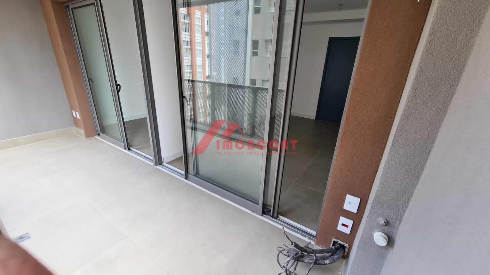 Apartamento à venda com 1 quarto, 38m² - Foto 4