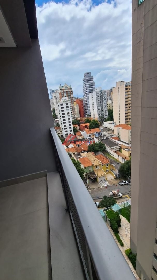 Apartamento à venda com 1 quarto, 38m² - Foto 2