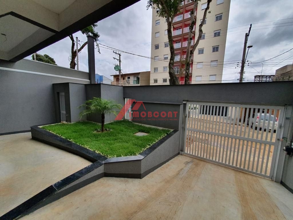 Sobrado à venda com 3 quartos, 142m² - Foto 1