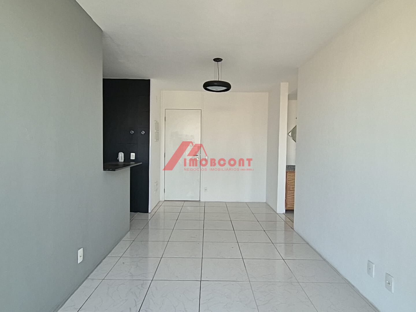 Apartamento à venda com 1 quarto, 40m² - Foto 1