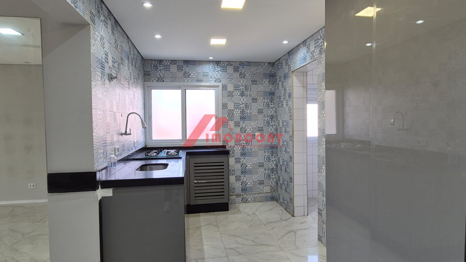 Apartamento à venda com 2 quartos, 64m² - Foto 7